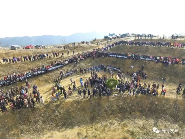 �����ͱ�&ldquo;������ƶ��&rdquo;���·�